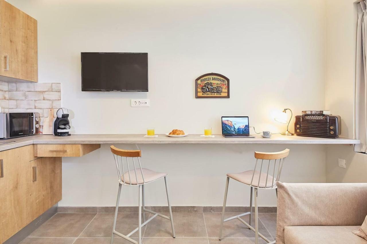 Stay In A Hip Decorated Studio Near Acropolis! Athènes Extérieur photo