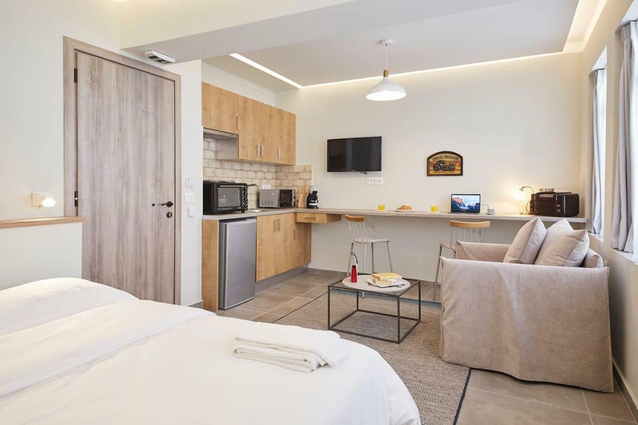 Stay In A Hip Decorated Studio Near Acropolis! Athènes Extérieur photo